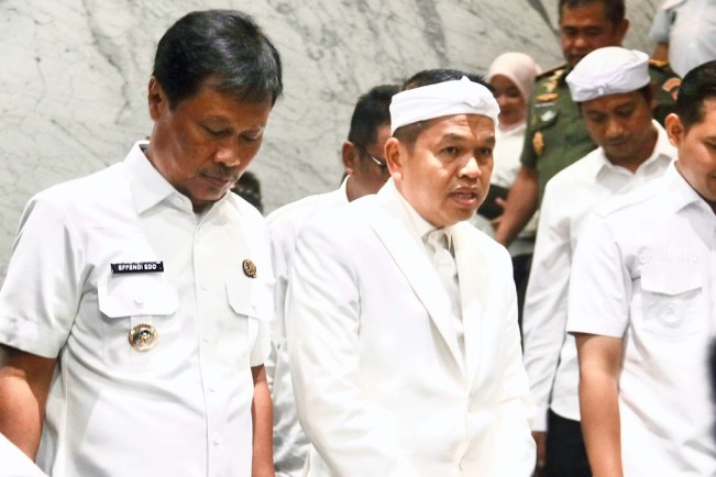 Wali Kota Cirebon Effendi Edo dan Gubernur Jawa Barat Dedi Mulyadi. [Instagram]